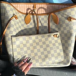 LV Neverfull